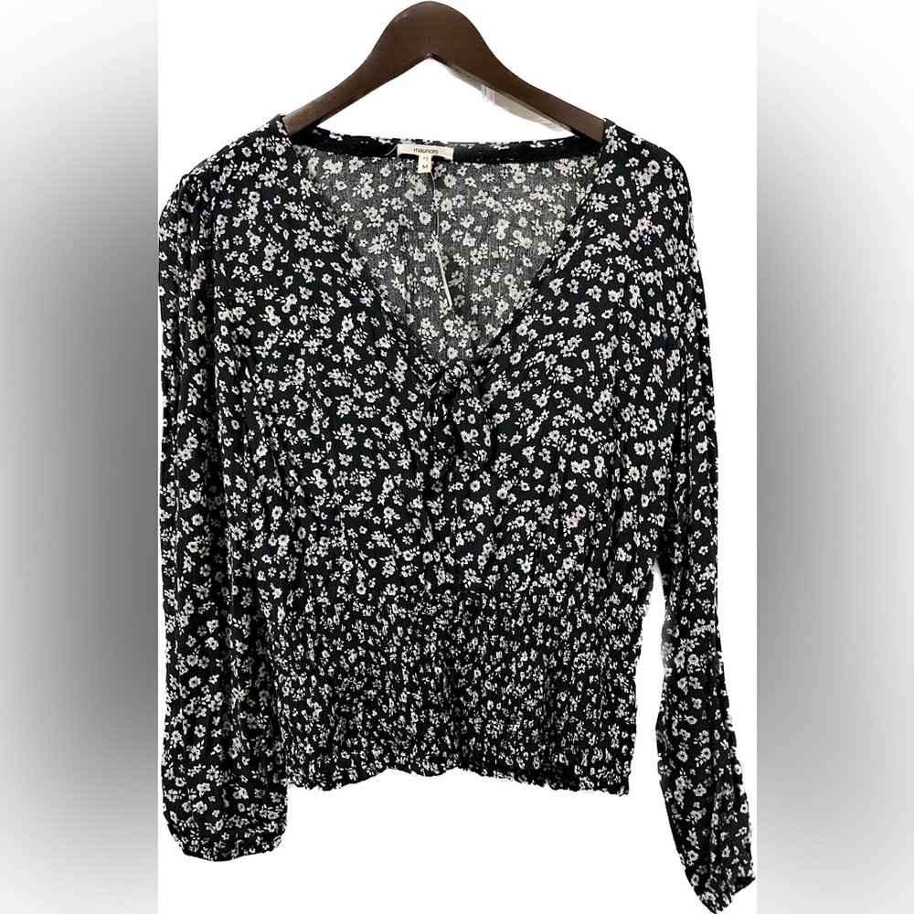 Maurice’s Navy Blue floral blouse. NWT. Size medium